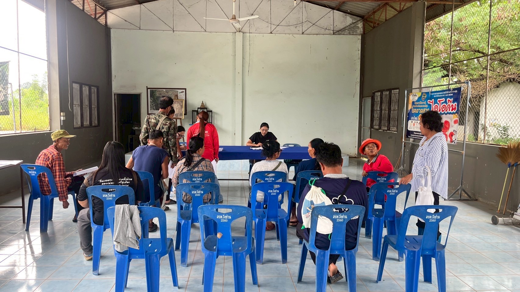 🏠📢พช.แม่วงก์ ลงพื้นที่ติดตามการดำเนินงานโครงการแก้ไขปัญหาความยากจน (กข.คจ.) บ้านธารมะยม หมู่ 10 ตำบลวังซ่าน