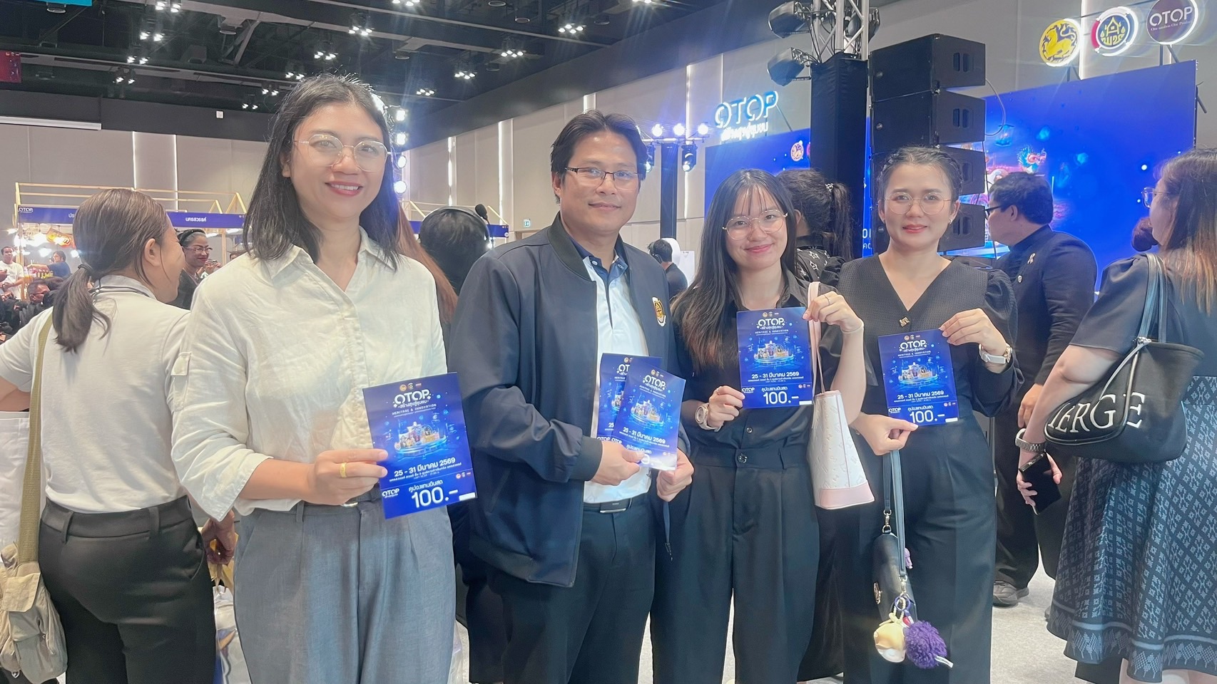  🌲📢 พช.แม่วงก์ เข้าร่วมพิธีเปิดงานโครงการ OTOP สร้างสุขสู่ชุมชน จังหวัดนครสวรรค์