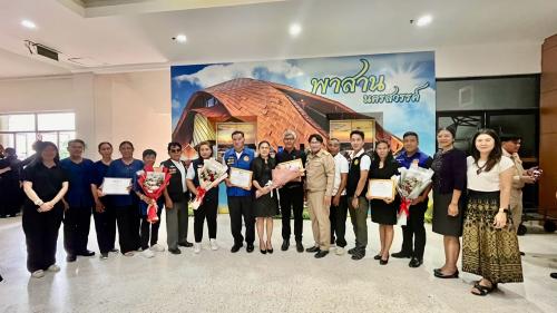  🌲📢 พช.แม่วงก์ ร่วมแสดงความยินดีกับการรับเกียรติบัตรการดำเนินงานคัดสรรกิจกรรมพัฒนาชุมชนดีเด่น ประจำปี 2569